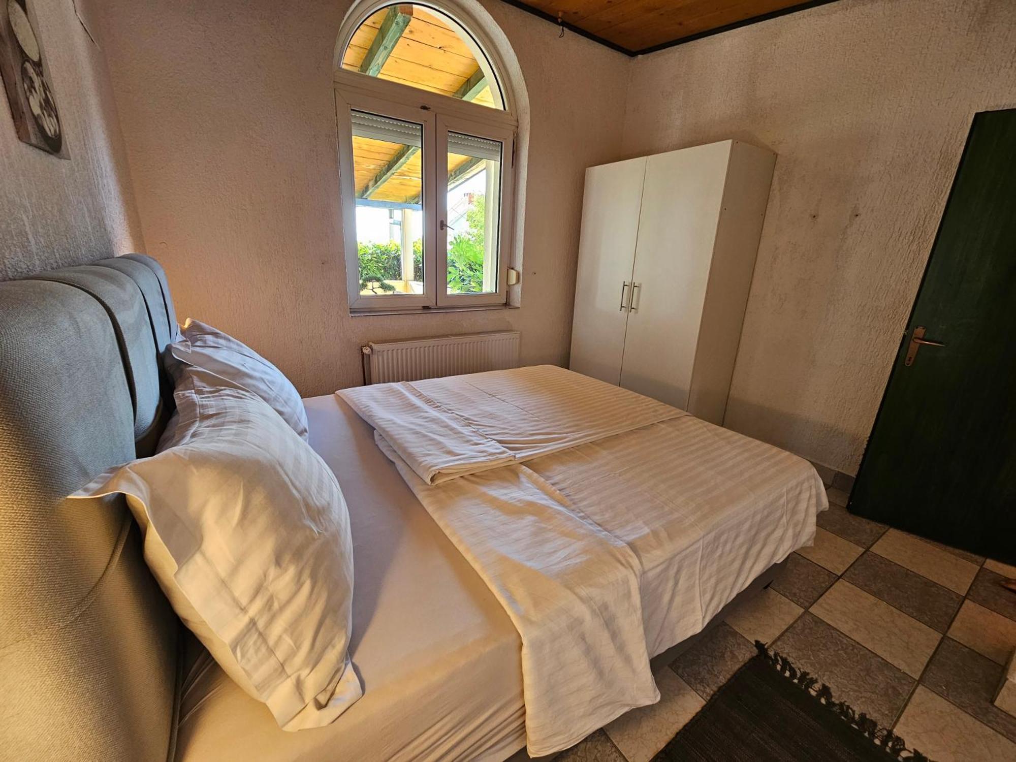Apartmani Sanja Кленовица Экстерьер фото