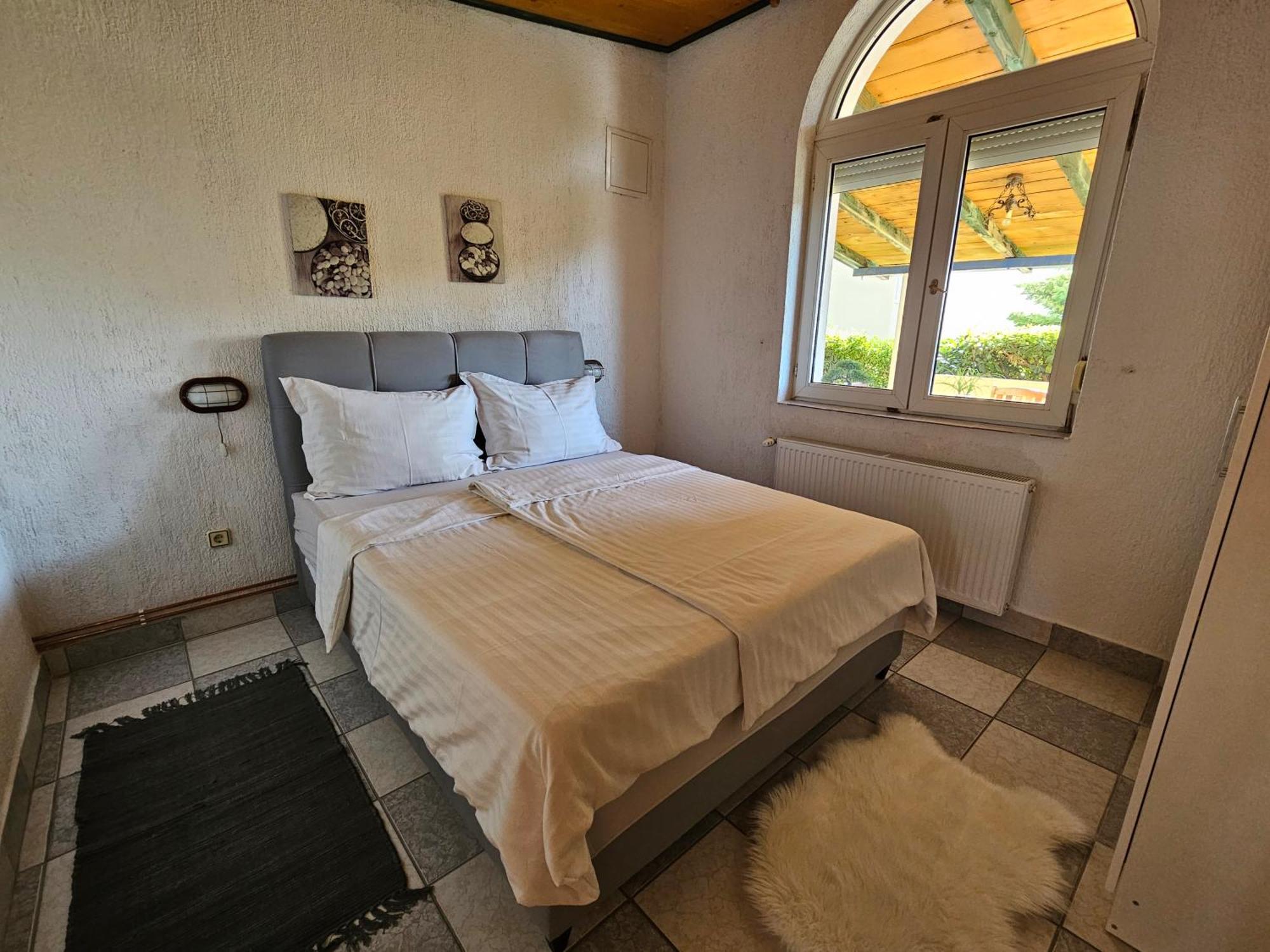 Apartmani Sanja Кленовица Экстерьер фото
