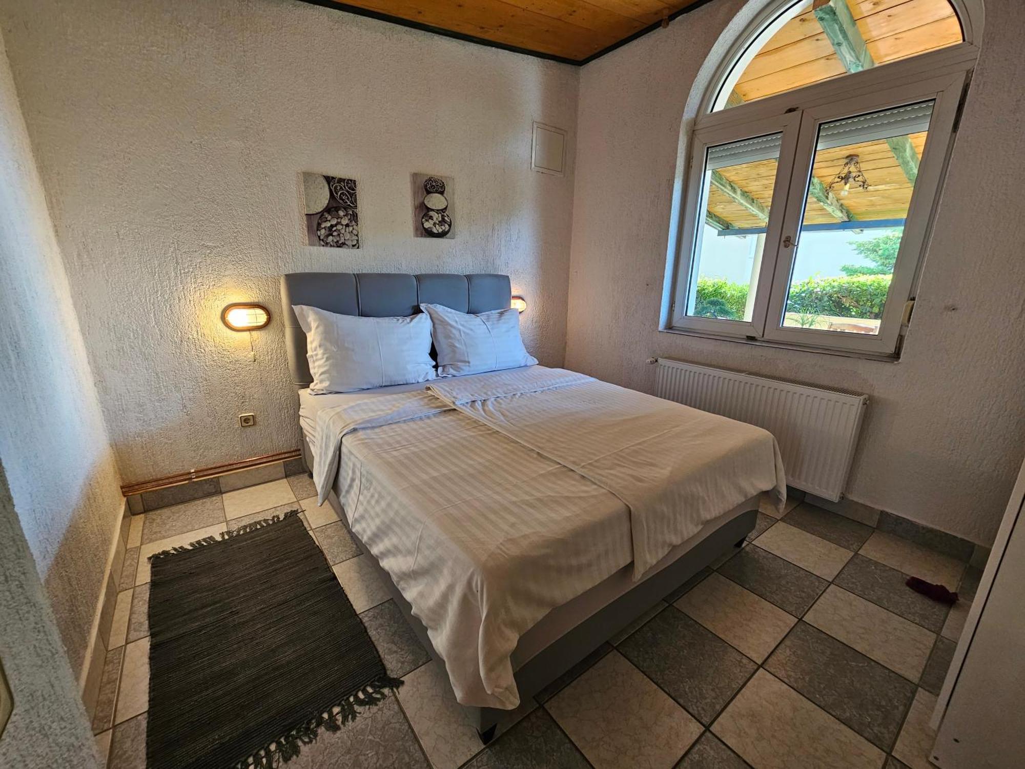 Apartmani Sanja Кленовица Экстерьер фото