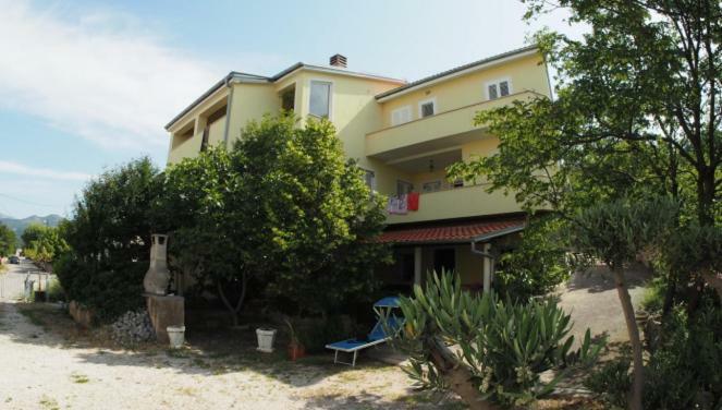 Apartmani Sanja Кленовица Экстерьер фото